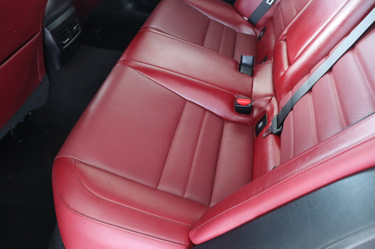 Lexus IS 300 4dr Sdn AWD 2016