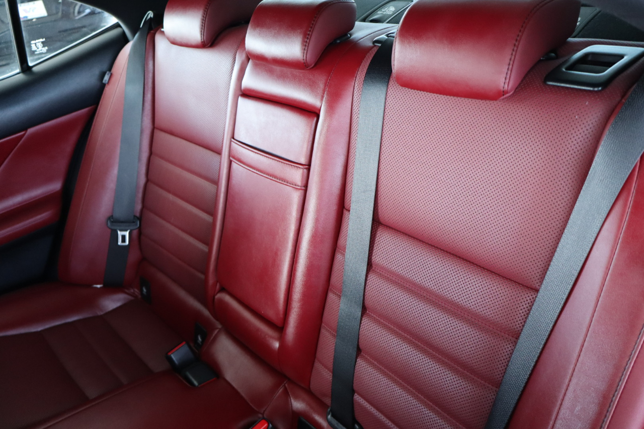 Lexus IS 300 4dr Sdn AWD 2016