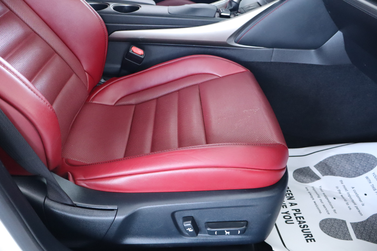 Lexus IS 300 4dr Sdn AWD 2016