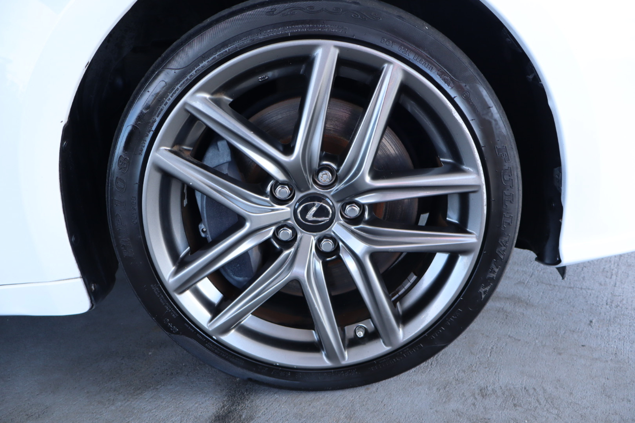 Lexus IS 300 4dr Sdn AWD 2016