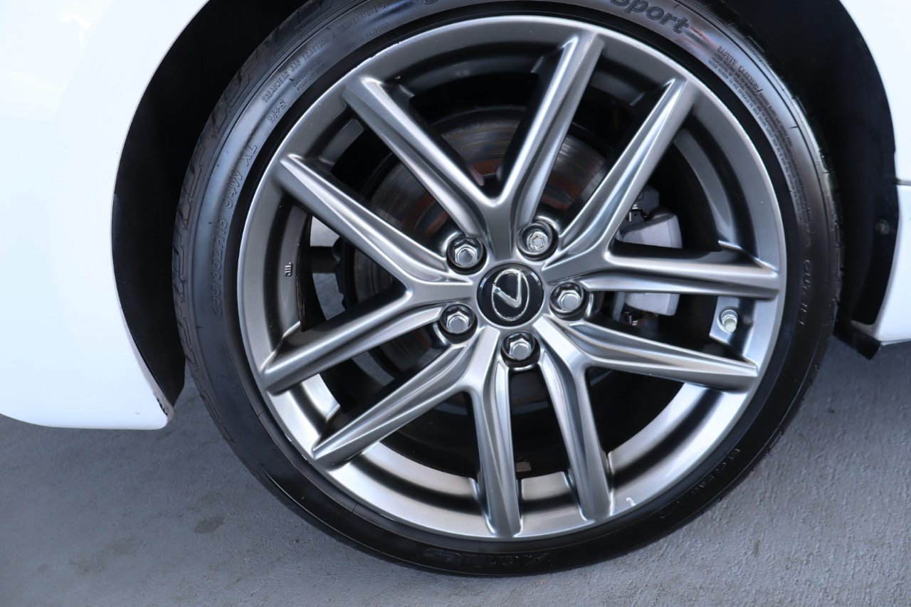 Lexus IS 300 4dr Sdn AWD 2016