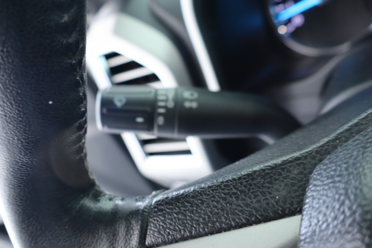 Ford Super Duty F-350 DRW Crew Cab 172" Lariat 4WD 2017