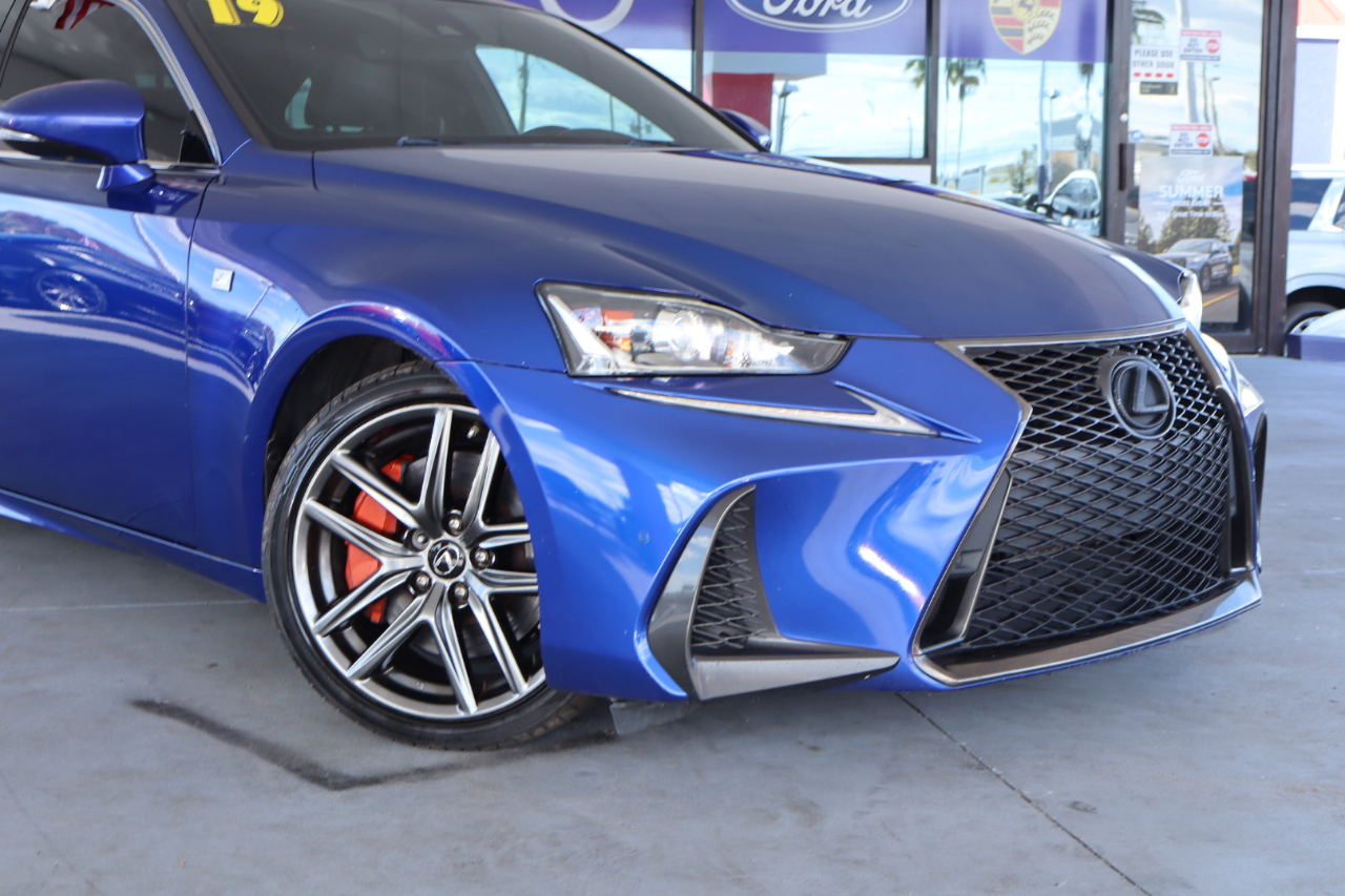 Lexus IS IS 300 RWD 2019