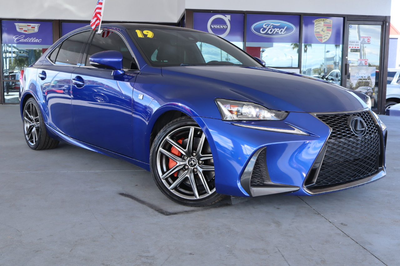 Lexus IS IS 300 RWD 2019