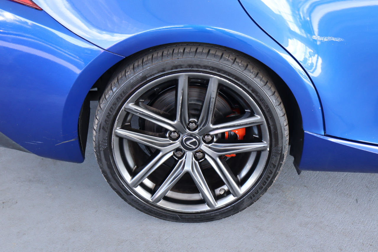 Lexus IS IS 300 RWD 2019