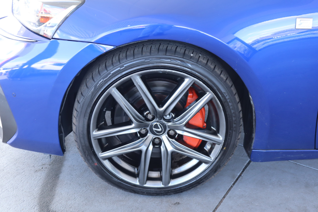 Lexus IS IS 300 RWD 2019