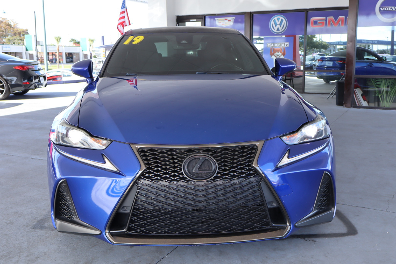 Lexus IS IS 300 RWD 2019