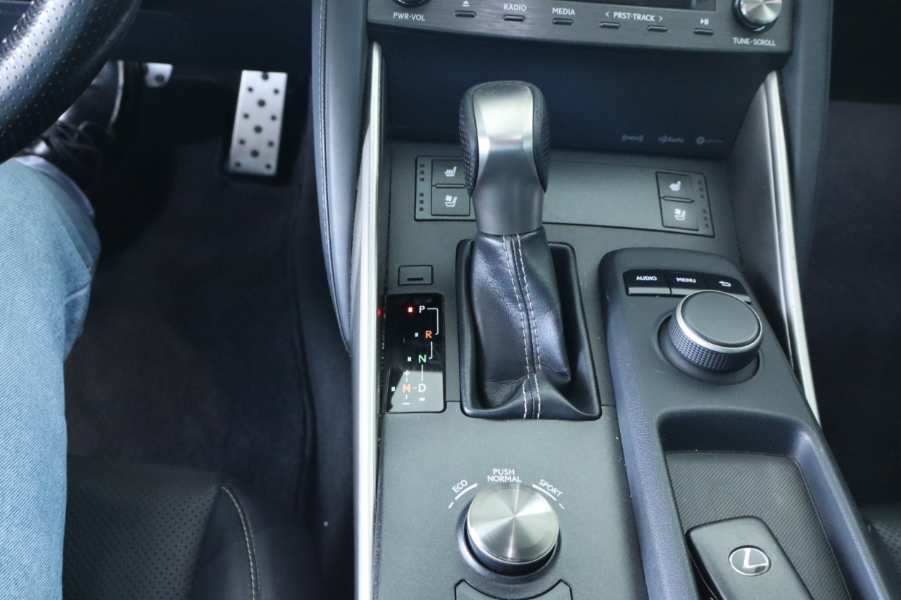 Lexus IS IS 300 RWD 2019