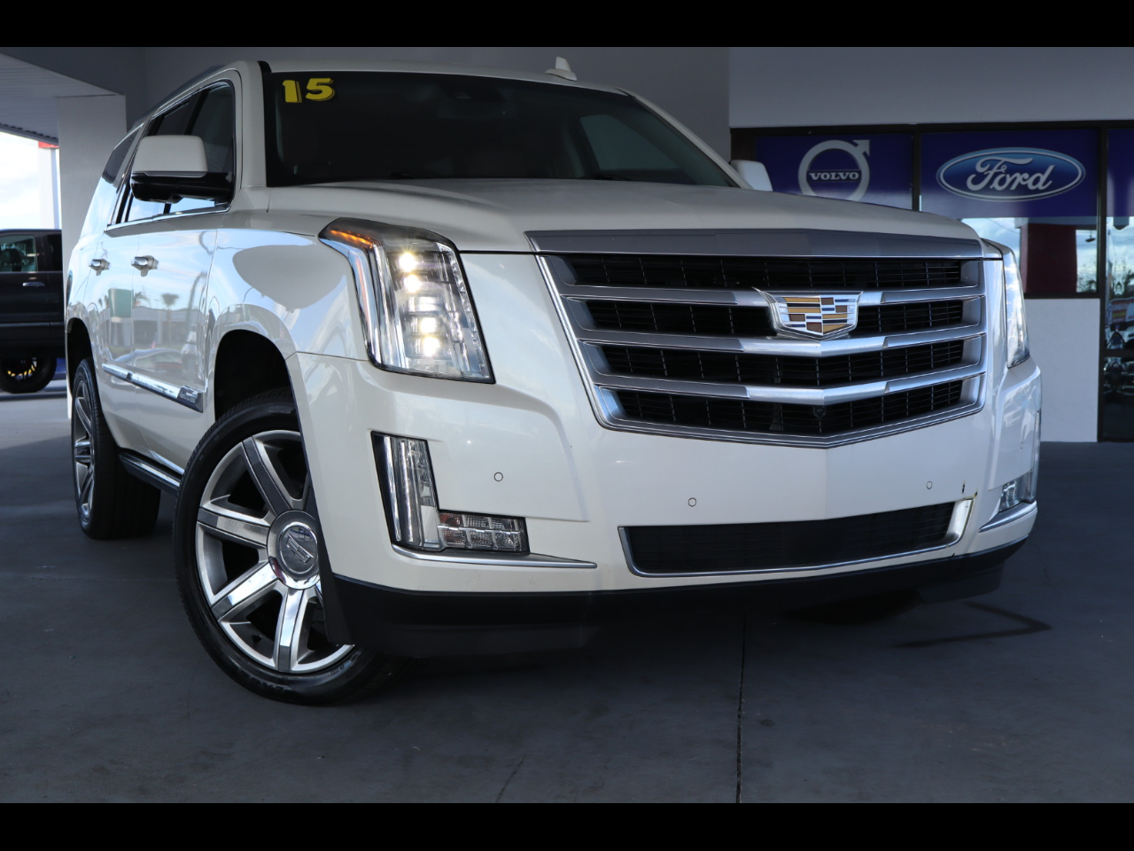 2015 Cadillac Escalade 2WD 4dr Premium