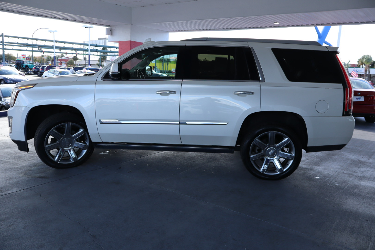 Cadillac Escalade 2WD 4dr Premium 2015