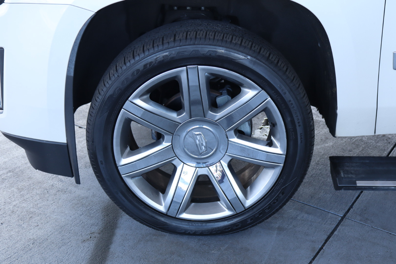 Cadillac Escalade 2WD 4dr Premium 2015