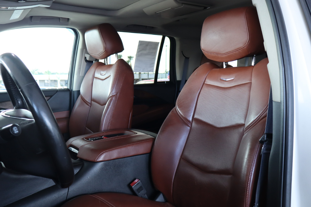 Cadillac Escalade 2WD 4dr Premium 2015