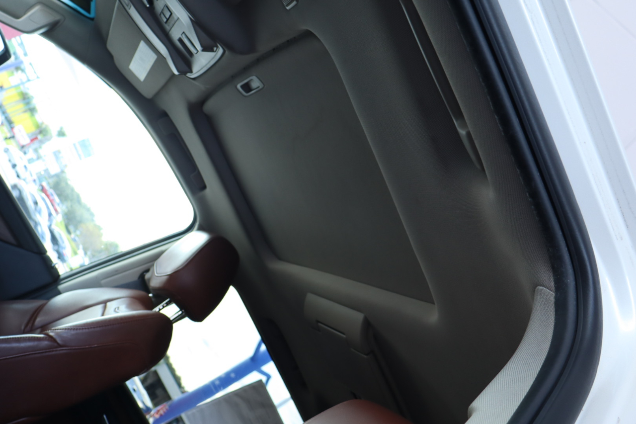 Cadillac Escalade 2WD 4dr Premium 2015