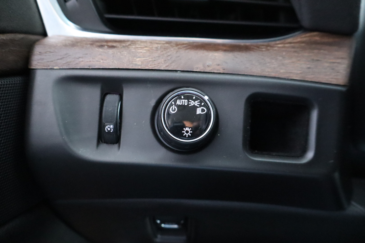 Cadillac Escalade 2WD 4dr Premium 2015