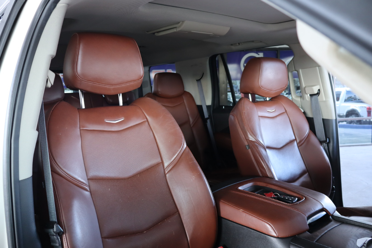 Cadillac Escalade 2WD 4dr Premium 2015