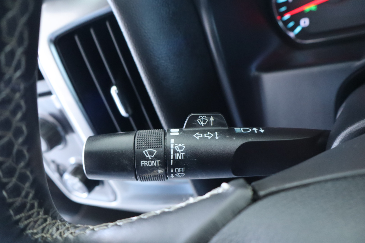 Chevrolet Silverado 1500 4WD Crew Cab 143.5" LT w/2LT 2014