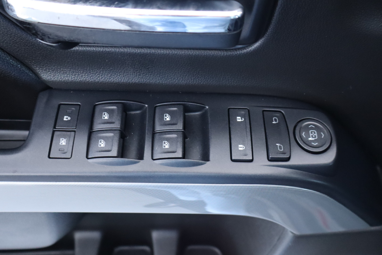 Chevrolet Silverado 1500 4WD Crew Cab 143.5" LT w/2LT 2014