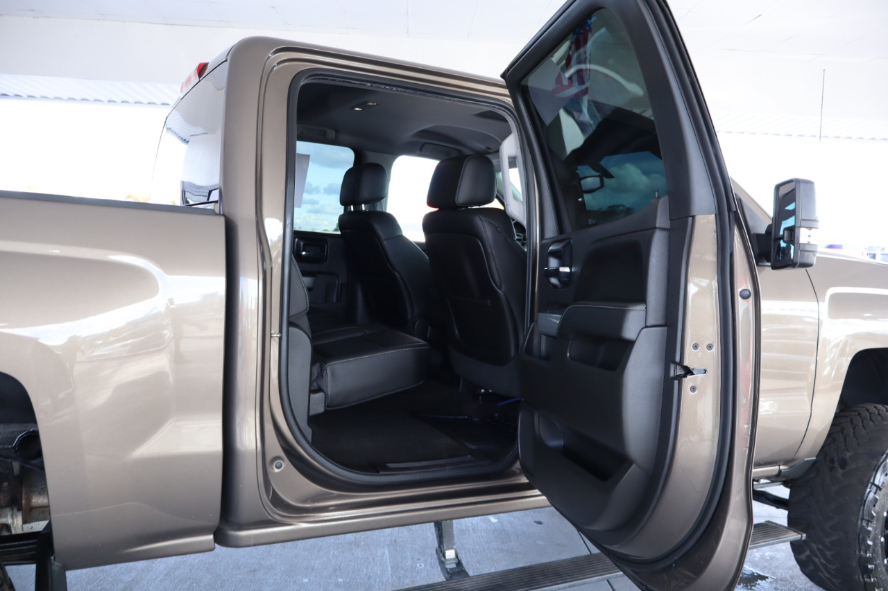 Chevrolet Silverado 1500 4WD Crew Cab 143.5" LT w/2LT 2014