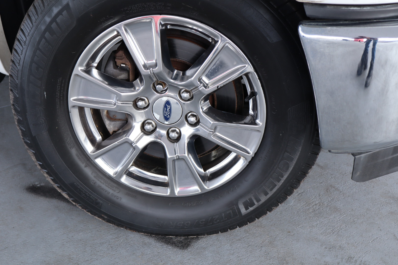 Ford F-150 4WD SuperCrew 139" Lariat 2015