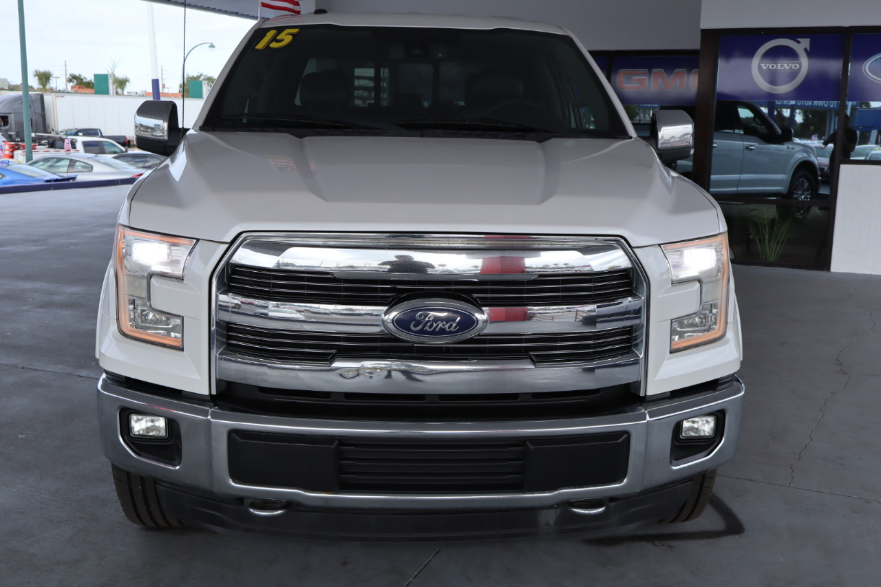 Ford F-150 4WD SuperCrew 139" Lariat 2015