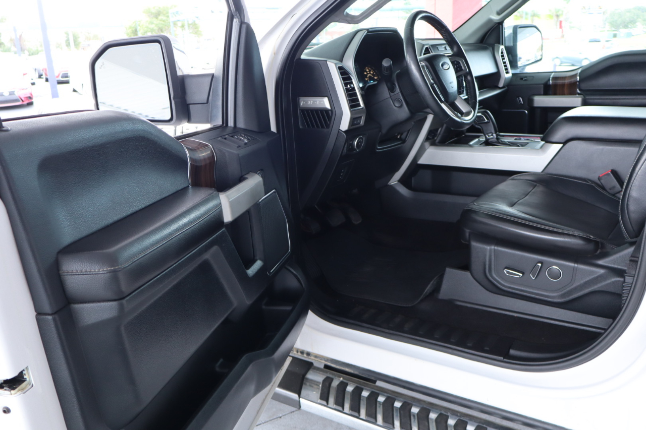 Ford F-150 4WD SuperCrew 139" Lariat 2015