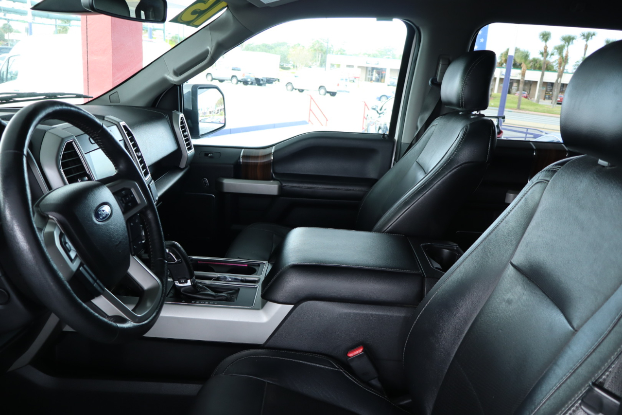 Ford F-150 4WD SuperCrew 139" Lariat 2015