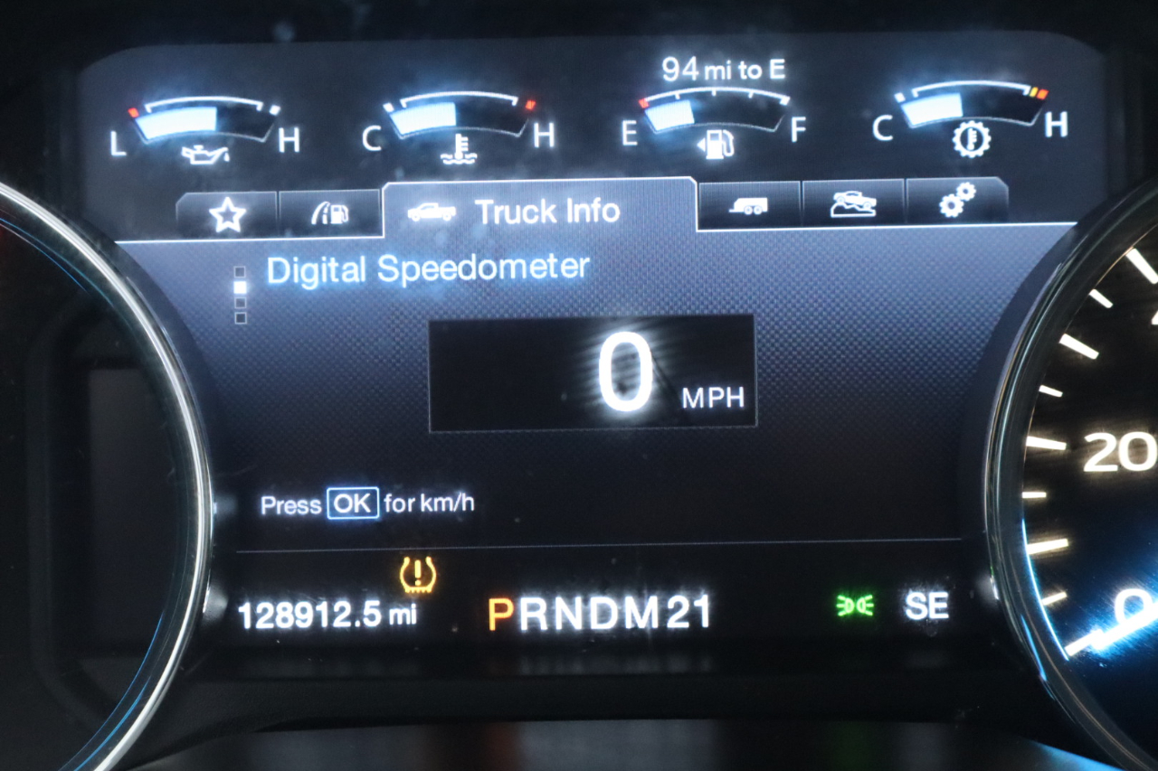 Ford F-150 4WD SuperCrew 139" Lariat 2015