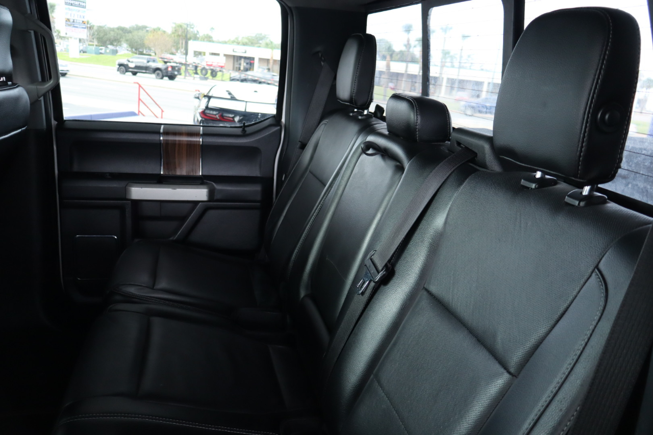 Ford F-150 4WD SuperCrew 139" Lariat 2015