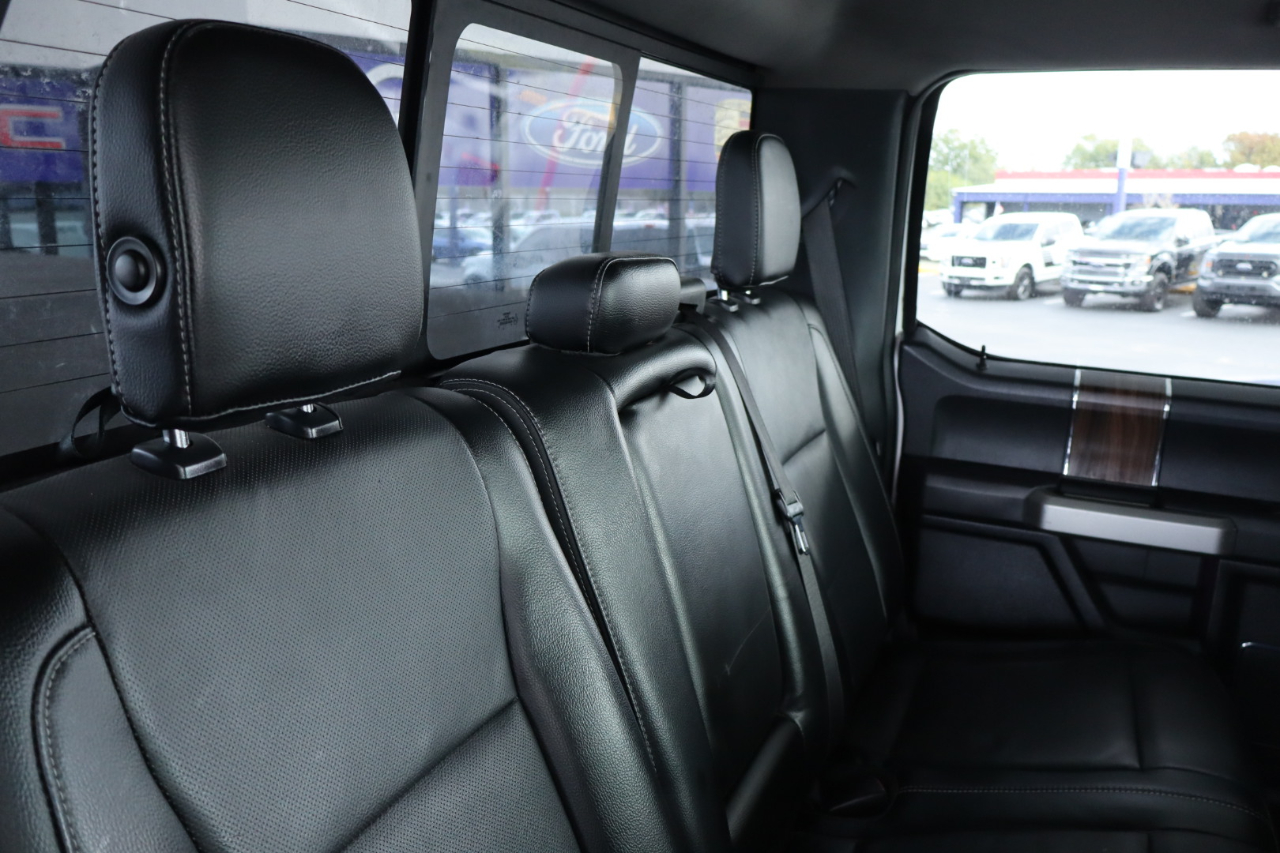 Ford F-150 4WD SuperCrew 139" Lariat 2015