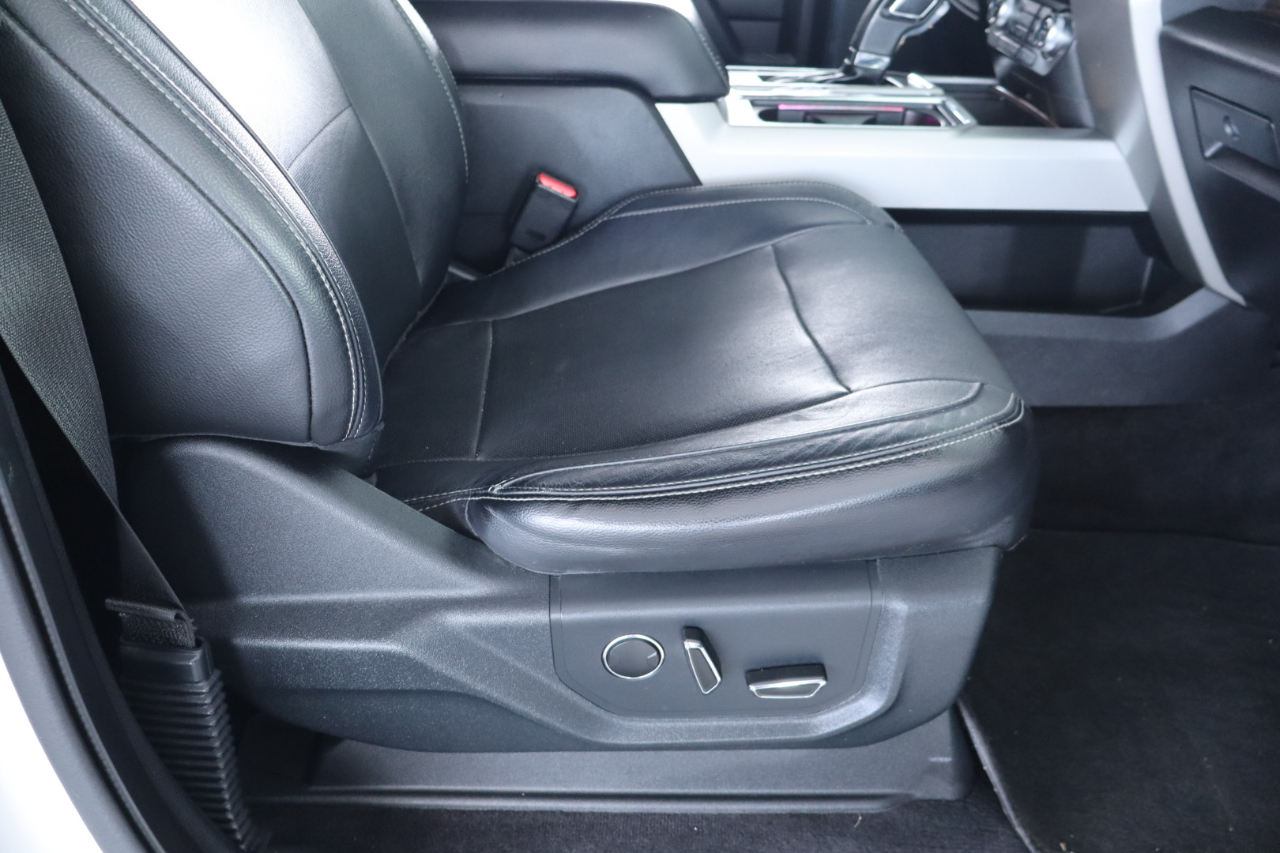 Ford F-150 4WD SuperCrew 139" Lariat 2015