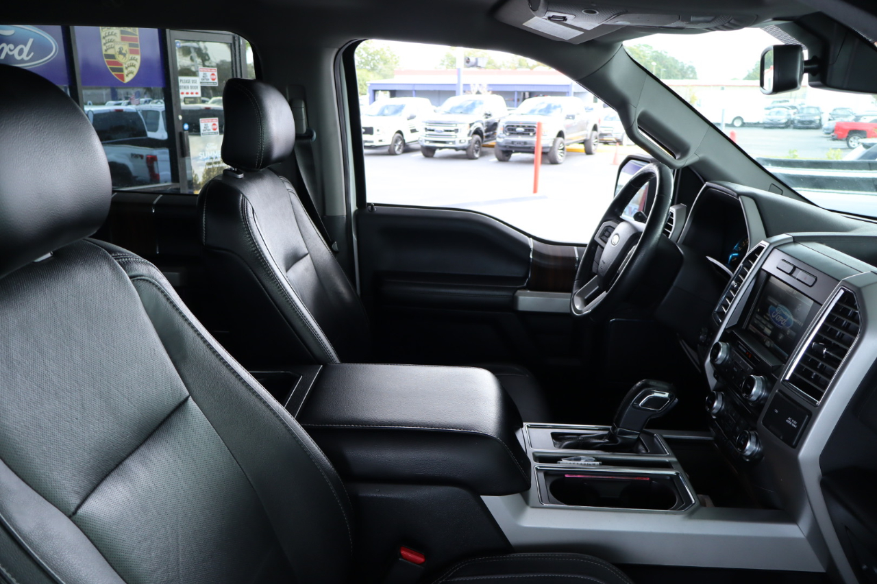 Ford F-150 4WD SuperCrew 139" Lariat 2015