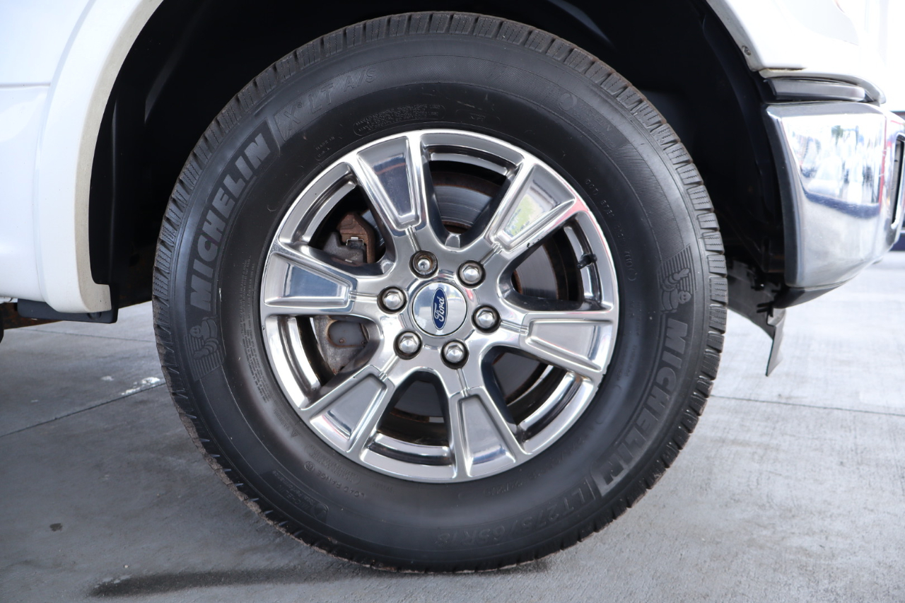 Ford F-150 4WD SuperCrew 139" Lariat 2015