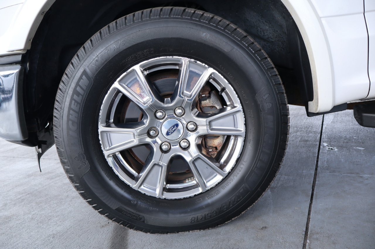 Ford F-150 4WD SuperCrew 139" Lariat 2015