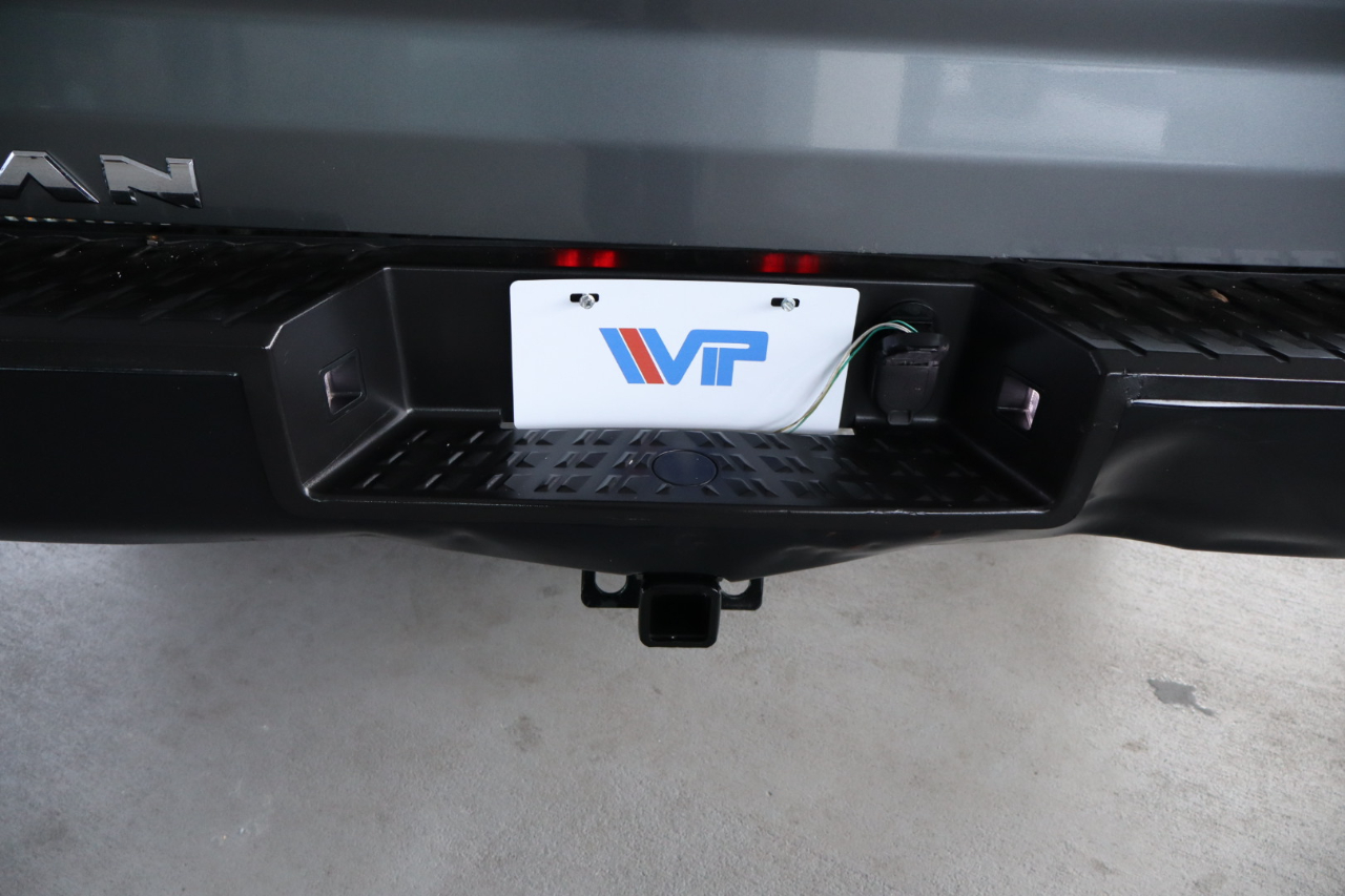 Nissan Titan 4x4 Crew Cab S 2017