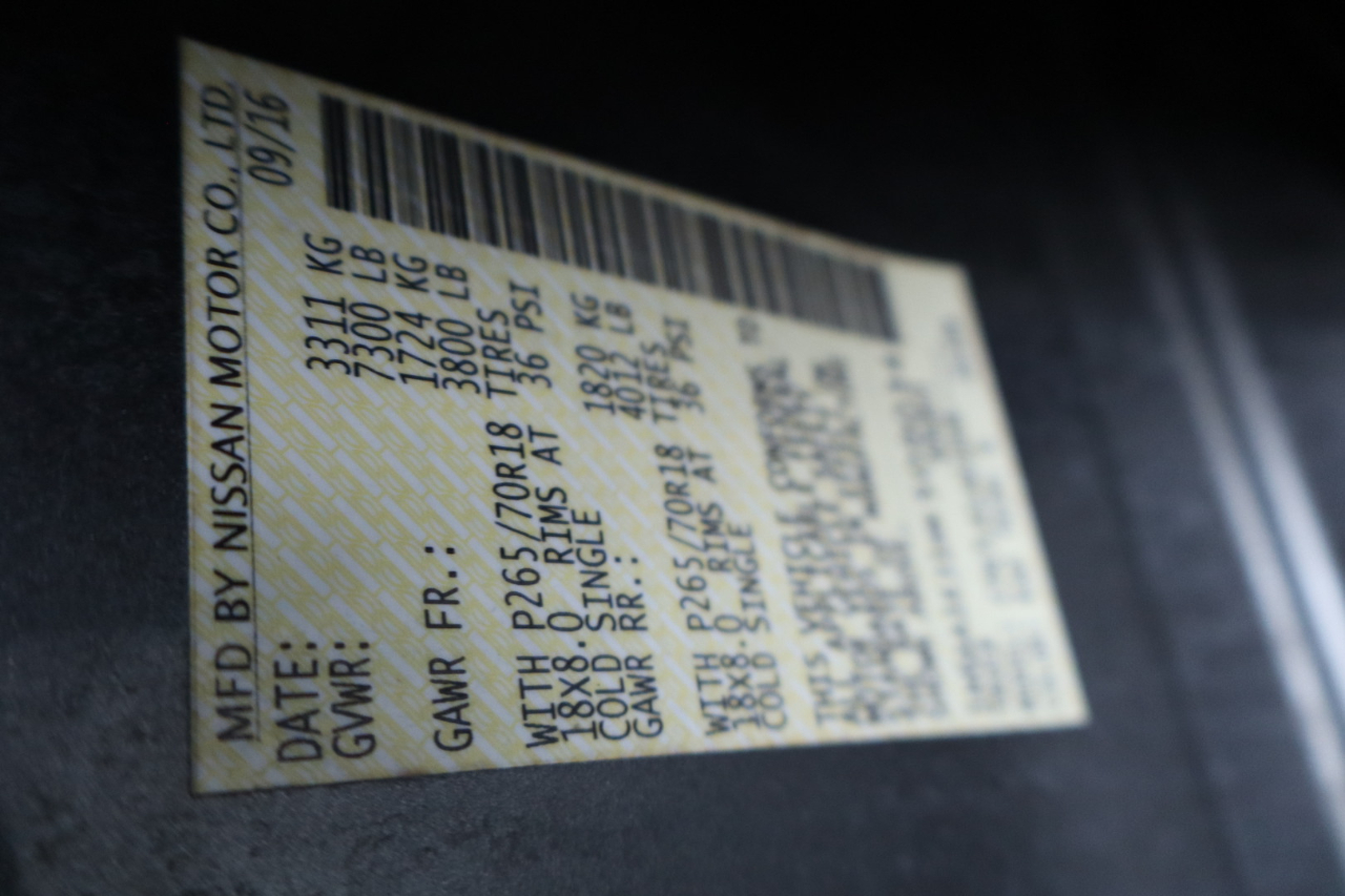 Nissan Titan 4x4 Crew Cab S 2017