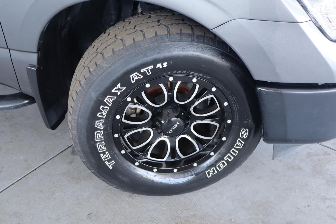 Nissan Titan 4x4 Crew Cab PRO-4X 2017