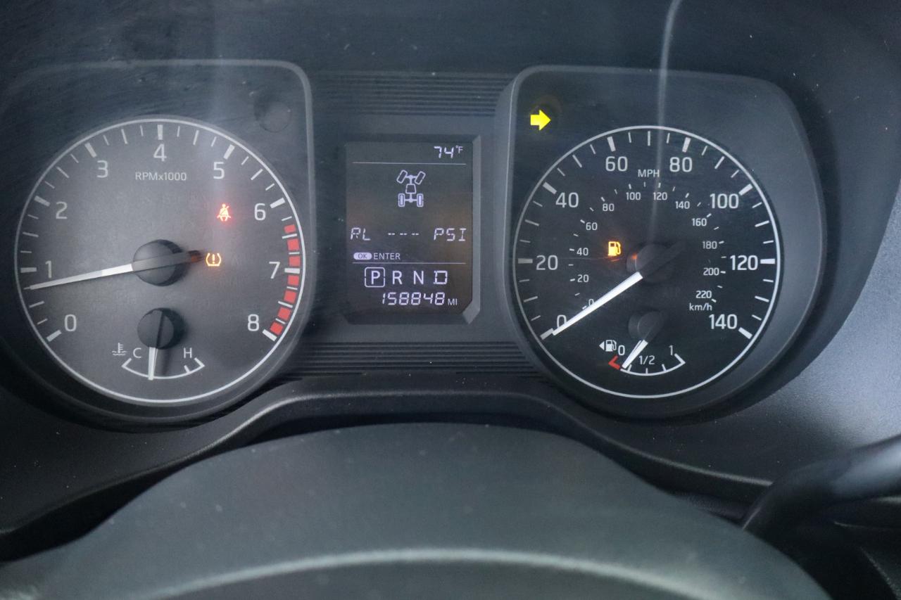 Nissan Titan 4x4 Crew Cab PRO-4X 2017