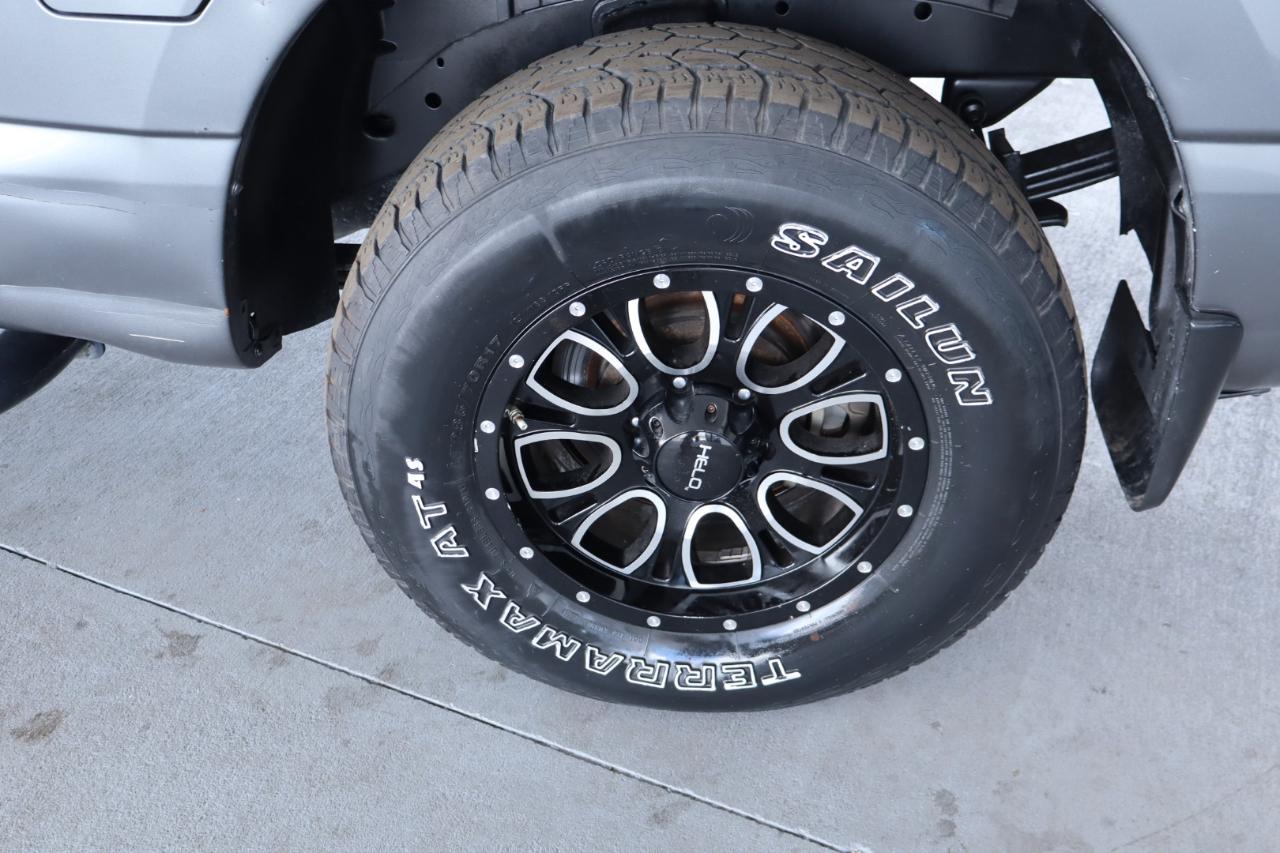 Nissan Titan 4x4 Crew Cab PRO-4X 2017