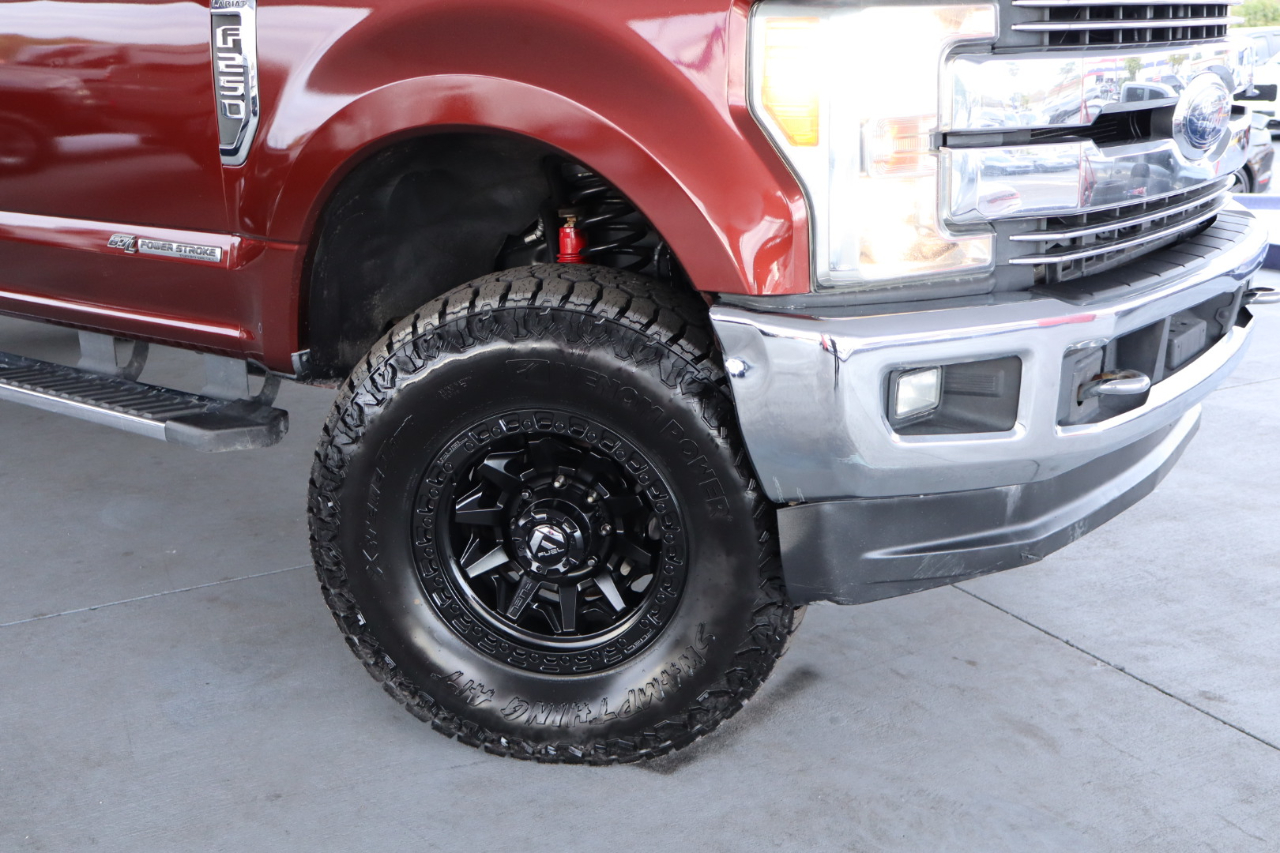 Ford Super Duty F-250 SRW Lariat 4WD Crew Cab 6.75' Box 2017