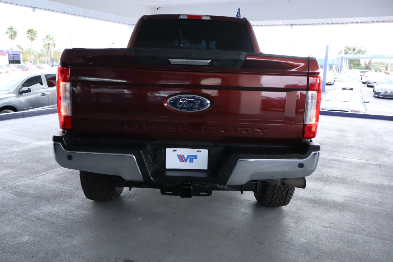 Ford Super Duty F-250 SRW Lariat 4WD Crew Cab 6.75' Box 2017