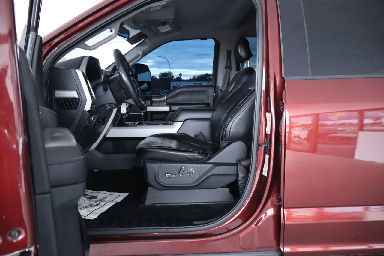 Ford Super Duty F-250 SRW Lariat 4WD Crew Cab 6.75' Box 2017