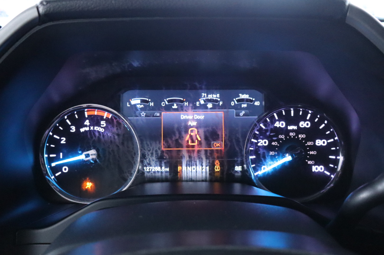 Ford Super Duty F-250 SRW Lariat 4WD Crew Cab 6.75' Box 2017