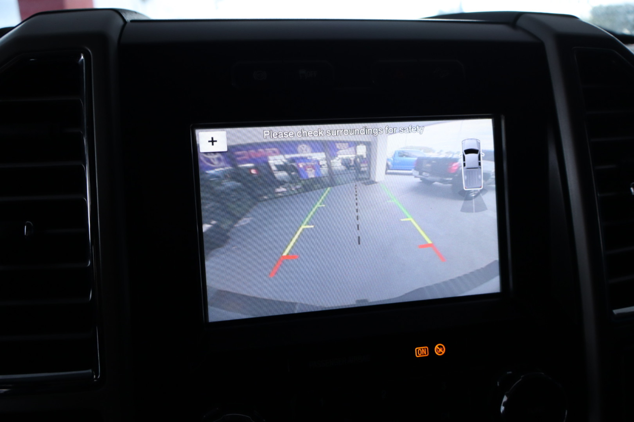 Ford Super Duty F-250 SRW Lariat 4WD Crew Cab 6.75' Box 2017