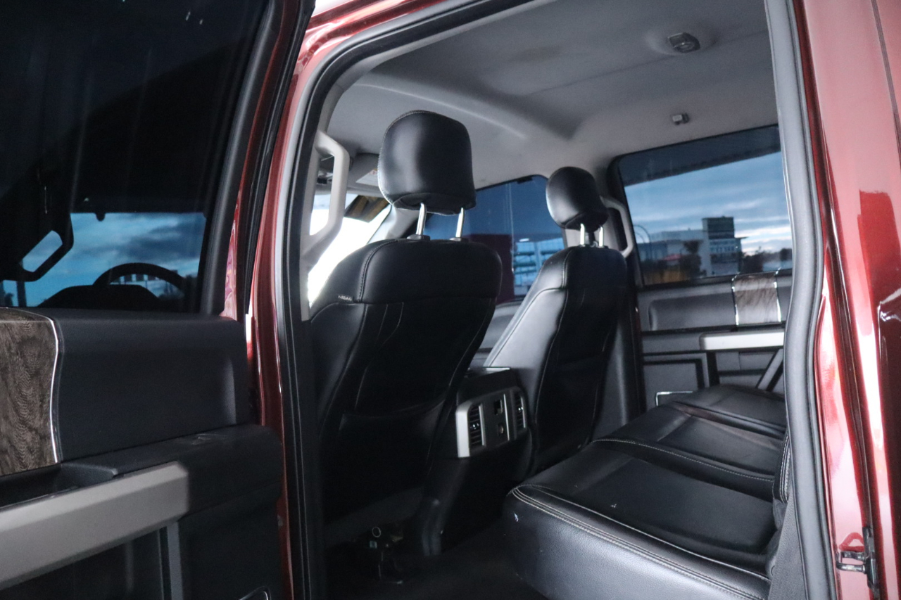 Ford Super Duty F-250 SRW Lariat 4WD Crew Cab 6.75' Box 2017