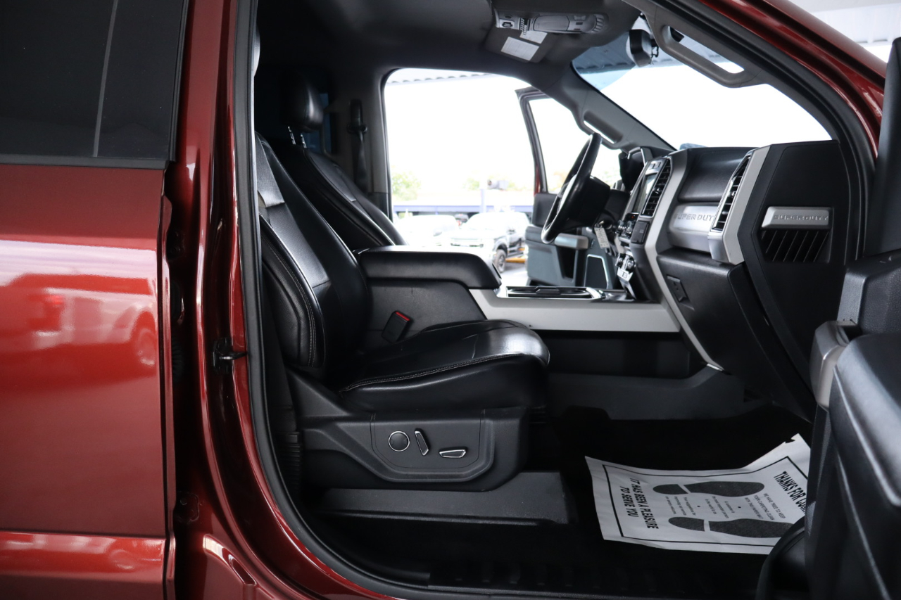 Ford Super Duty F-250 SRW Lariat 4WD Crew Cab 6.75' Box 2017