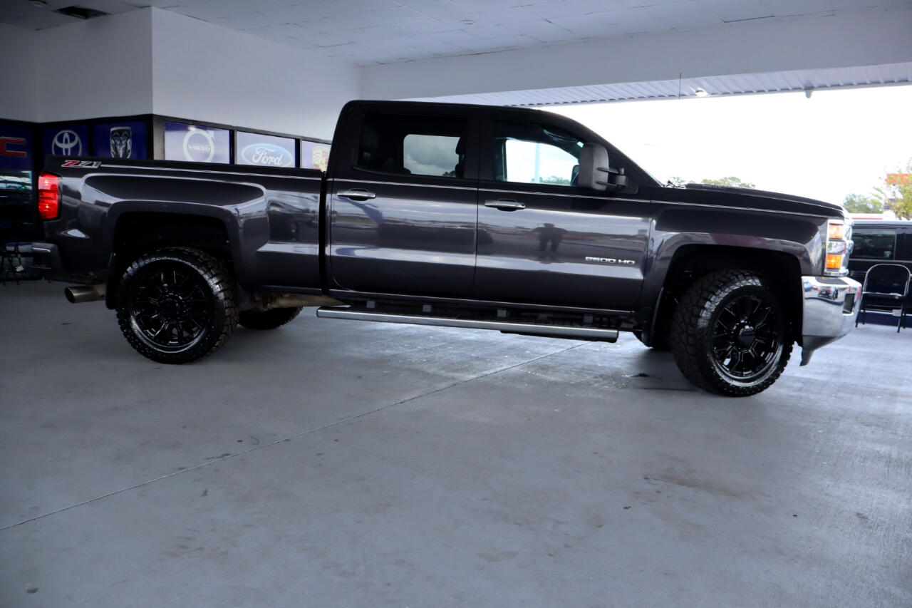 Chevrolet Silverado 2500HD 4WD Crew Cab 153.7" LT 2015