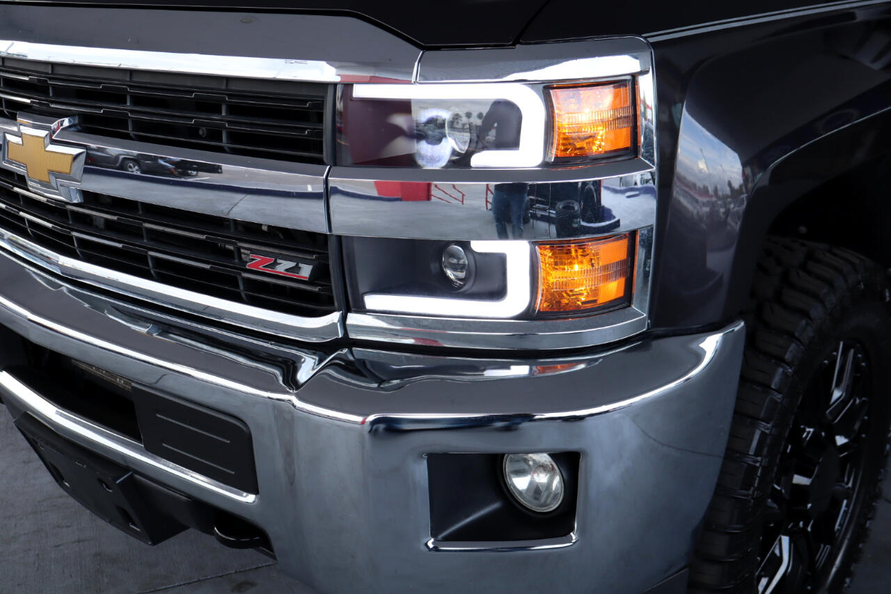 Chevrolet Silverado 2500HD 4WD Crew Cab 153.7" LT 2015