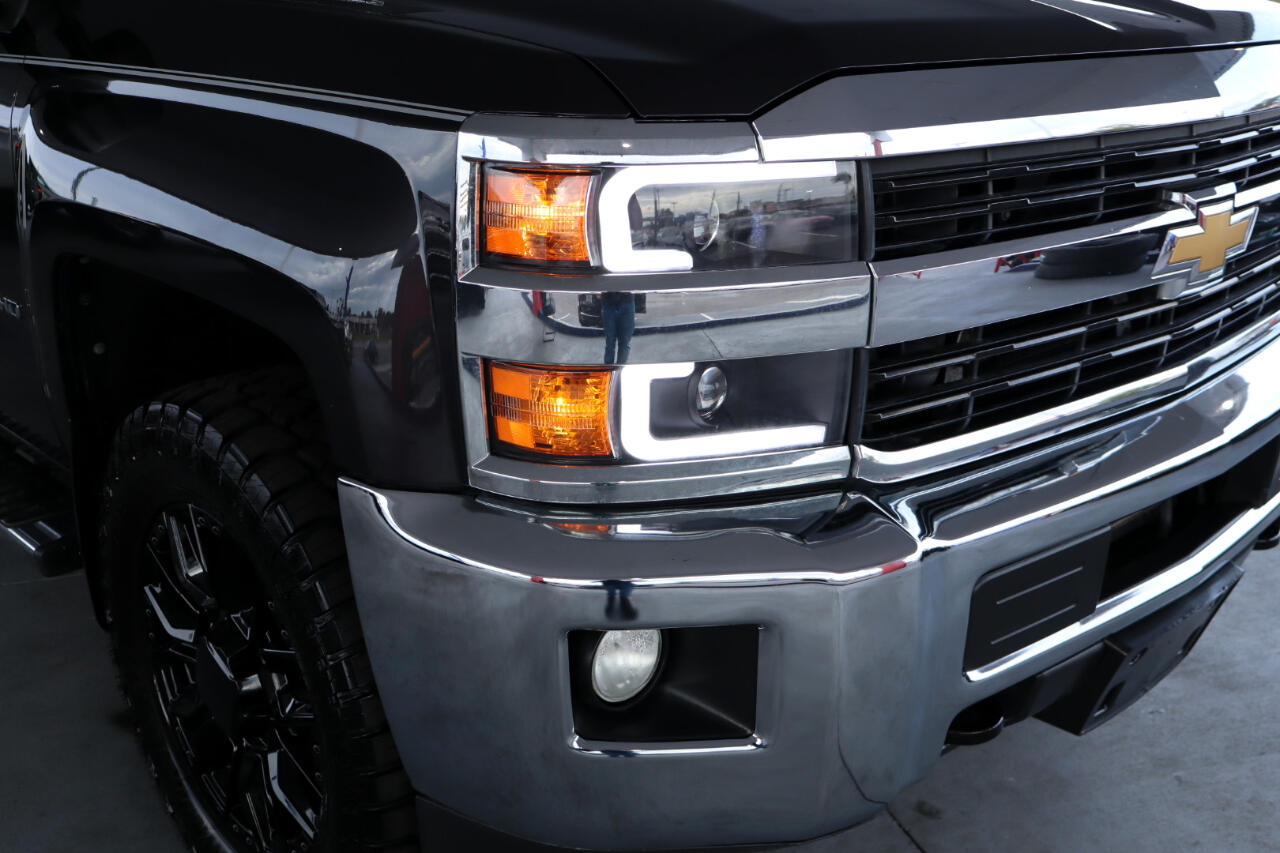Chevrolet Silverado 2500HD 4WD Crew Cab 153.7" LT 2015