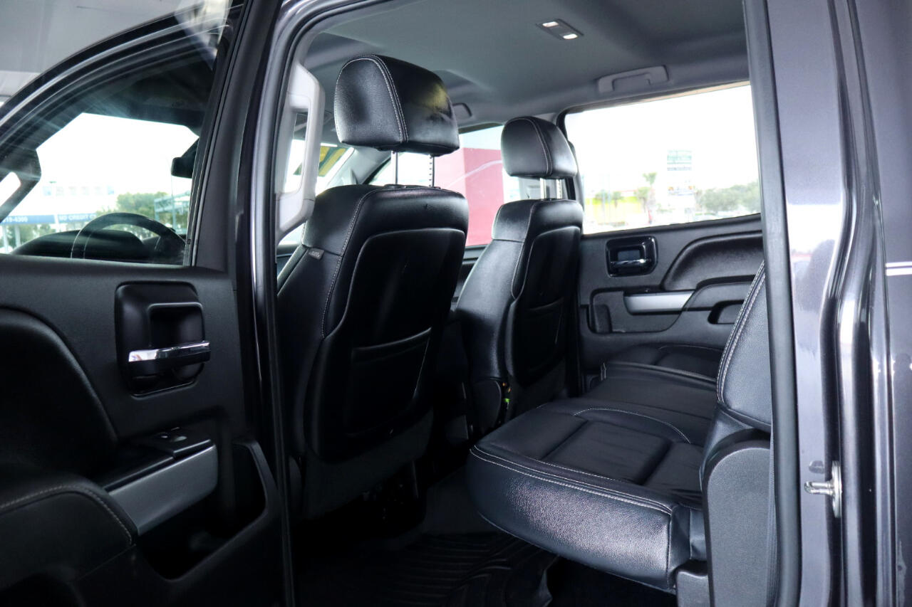 Chevrolet Silverado 2500HD 4WD Crew Cab 153.7" LT 2015