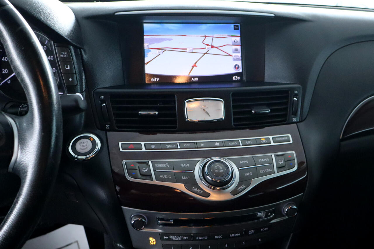 Infiniti Q70L 3.7 LUXE RWD 2018